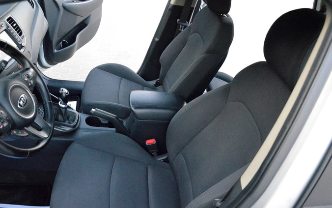 Kia Carens cena 34900 przebieg: 187500, rok produkcji 2014 z Siemianowice Śląskie małe 436